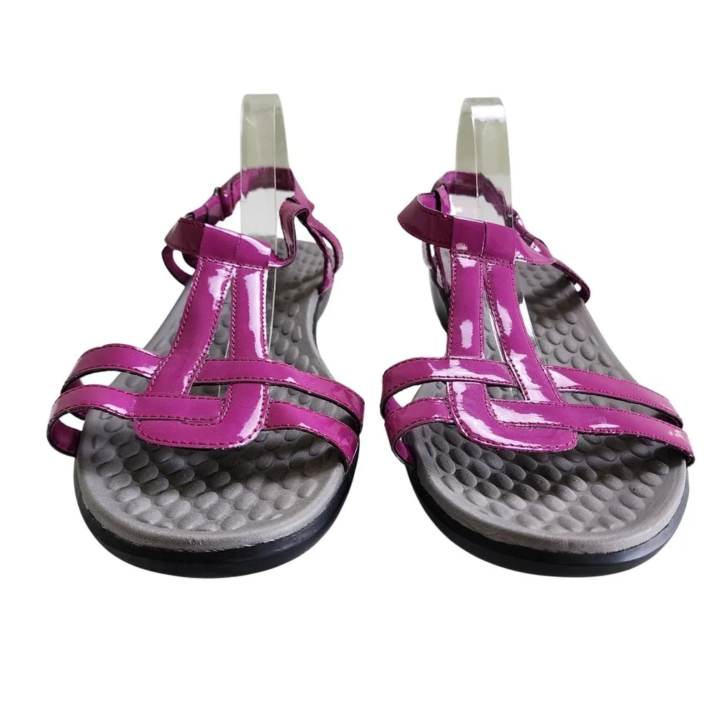 Clarks Womens Sonar Aster Sandals Size 10W Magenta Purple Leather Strappy Wedge
